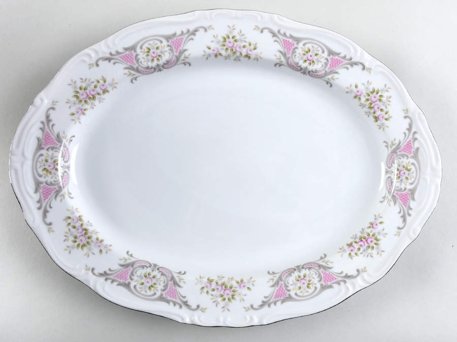Pompadour 14" Oval Serving Platter by Style House-1