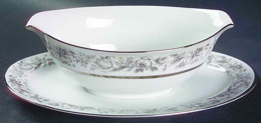 Prestige Gravy Boat with Attached Underplate by Style House-1