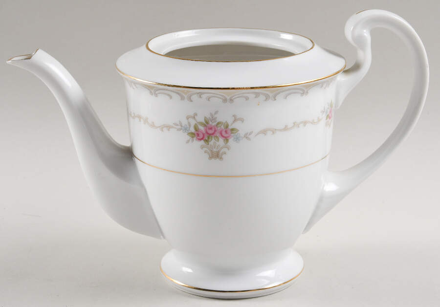 Princess Teapot No Lid by Style House-1