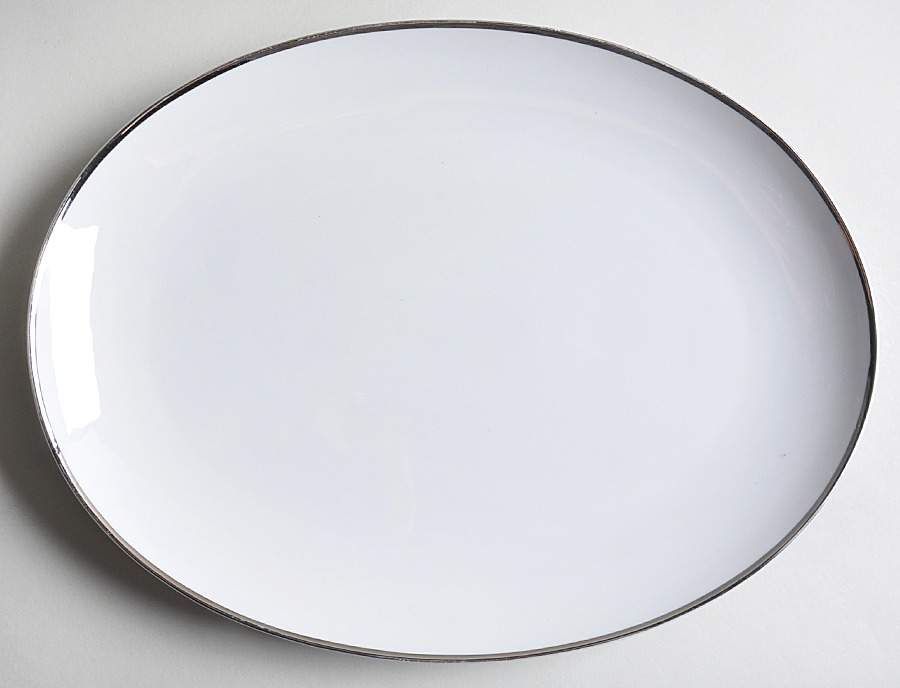 Pristine 14" Oval Serving Platter by Style House-1