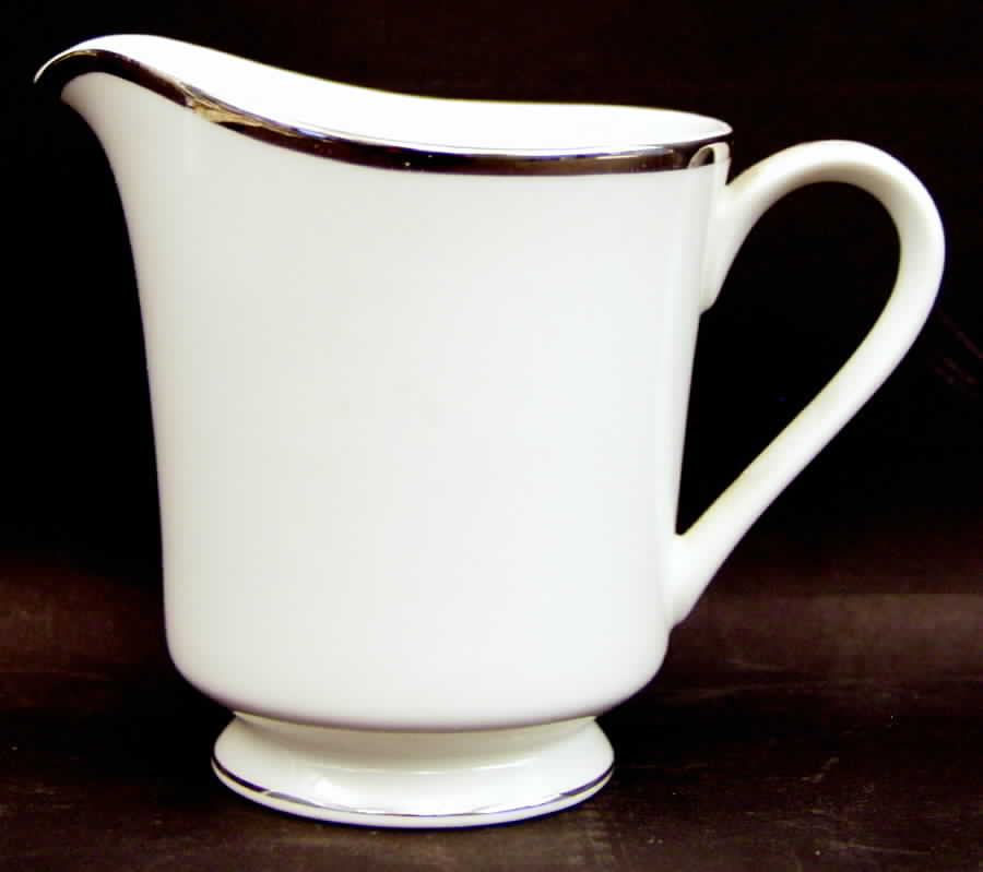 Pristine Creamer by Style House-1