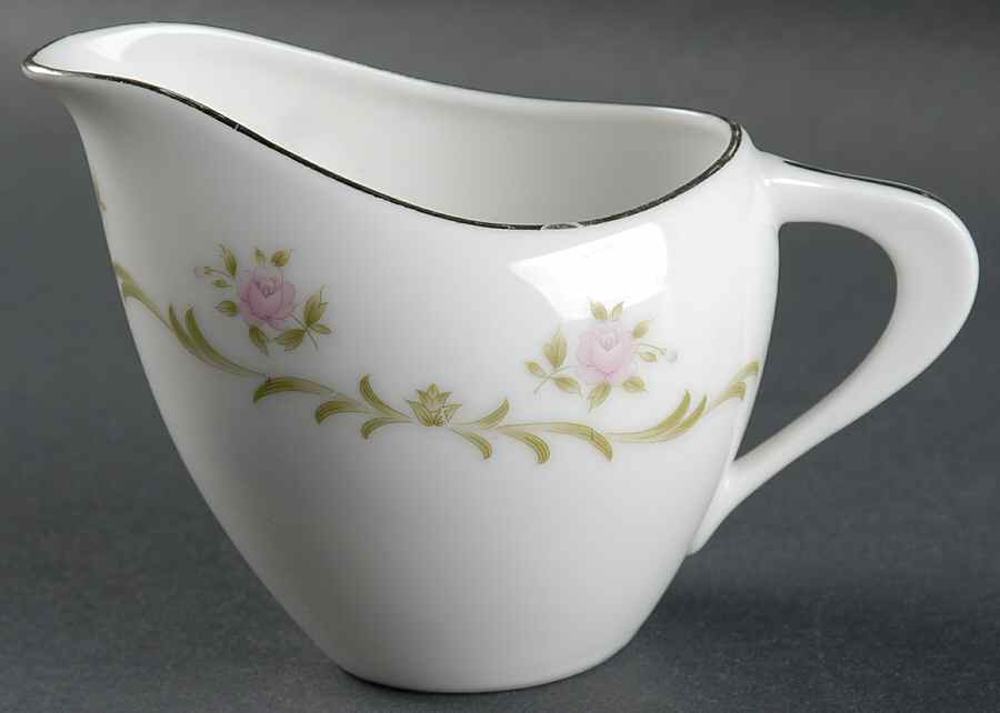 Serenade Creamer by Style House-1