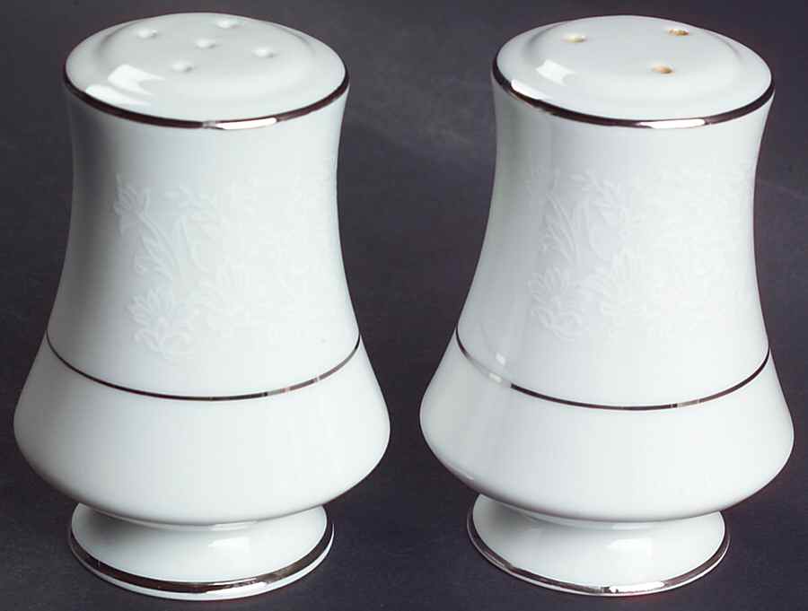 Shannon Salt & Pepper Set by Style House-1