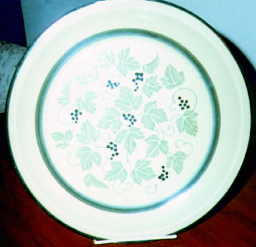 STH1 Dinner Plate by Style House-1