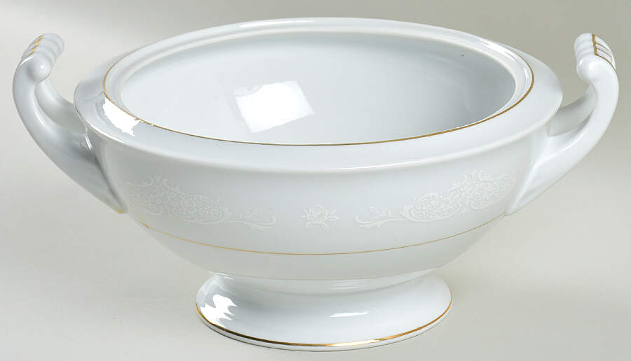Tapestry Round Vegetable No Lid by Style House-1