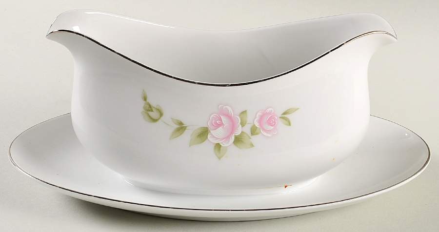 Tudor Rose Gravy Boat with Attached Underplate by Style House-1
