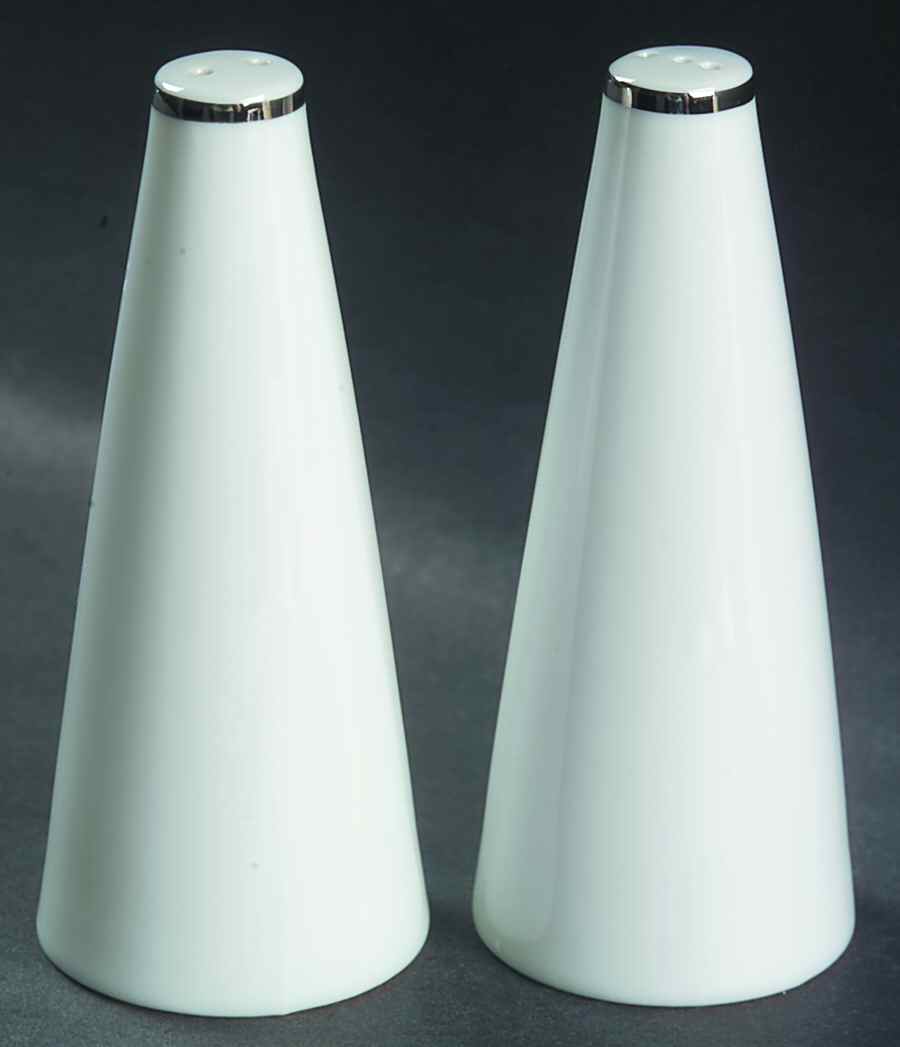 Wedding Band Salt & Pepper Set by Style House-1