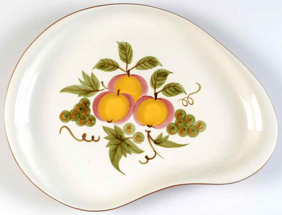 Apple Delight 13" Oval Serving Platter by Stangl-1