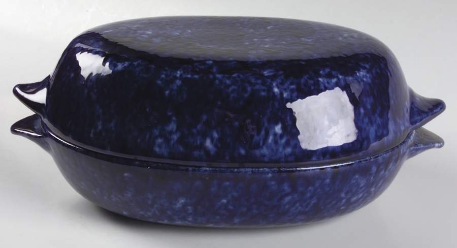 Caughley Blue 9" Oval Baker & Lid by Stangl-1