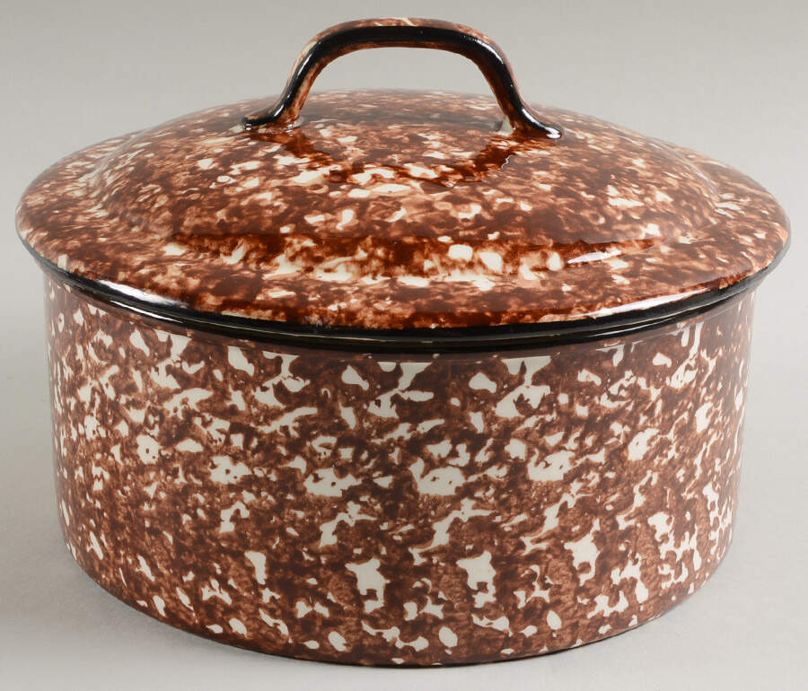 Town & Country Brown 2 Qt Round Covered Casserole by Stangl-1