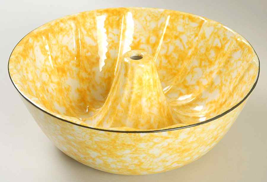 Town & Country Yellow Jello Mold by Stangl-1