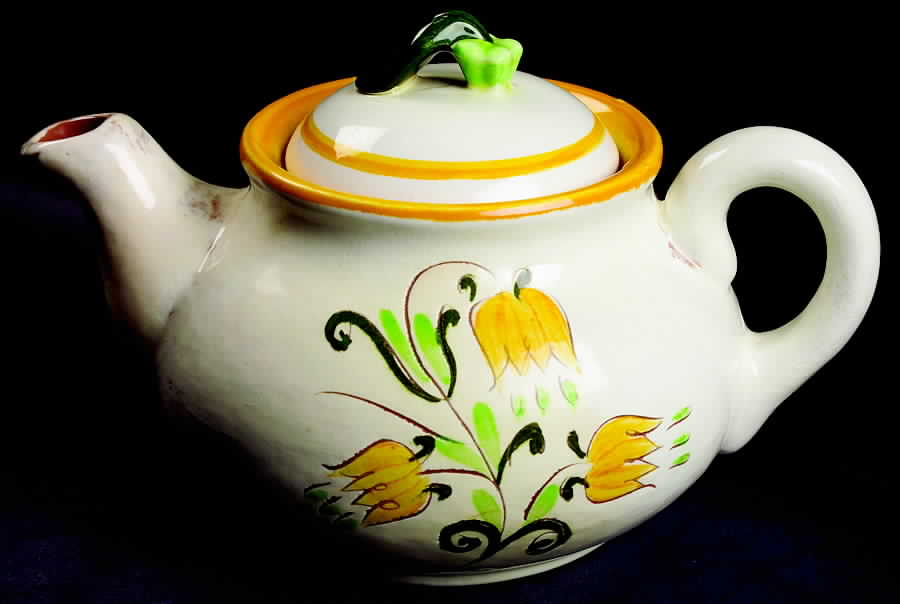 Tulip Yellow (Terra Rose Line) Teapot & Lid by Stangl-1