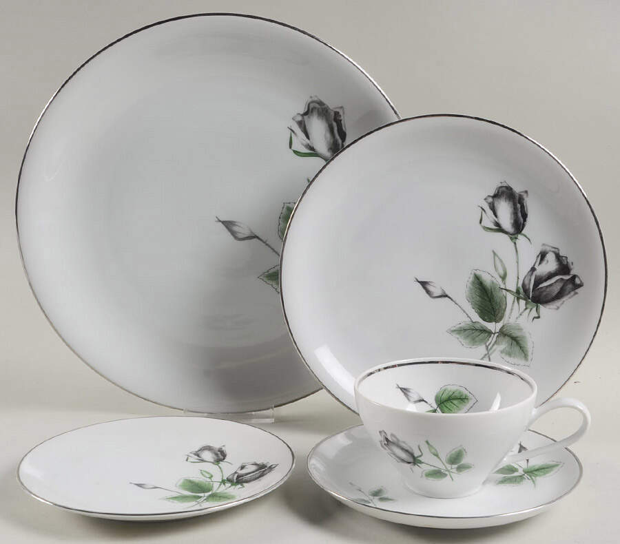 Midnight Rose 40 Piece Estate Set by Stonegate-1