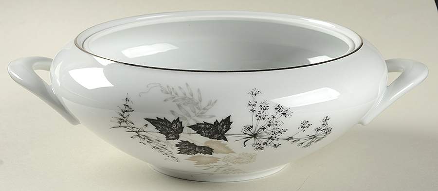 Wooddale Round Vegetable No Lid by Stonegate-1