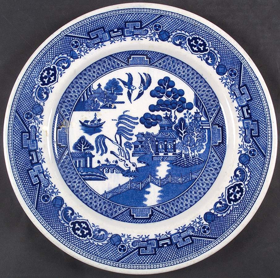 Blue Willow Large Dinner Plate by Sterling China (USA)-1