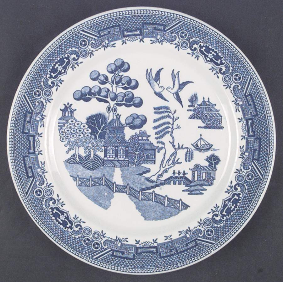 Blue Willow Dinner Plate by Sterling China (USA)-1