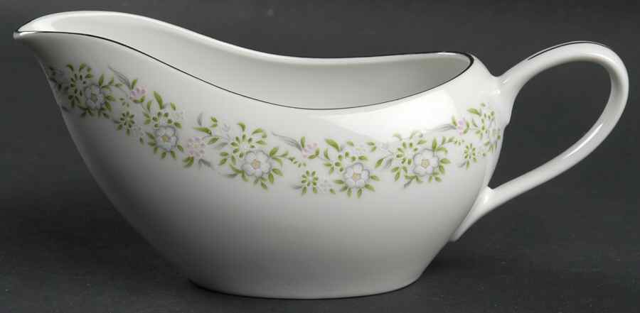 Springtime Gravy Boat by Sterling China (Japan)-1