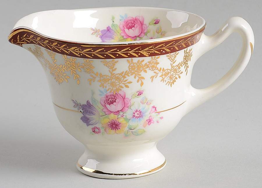 Red Knight Creamer by Stetson-1