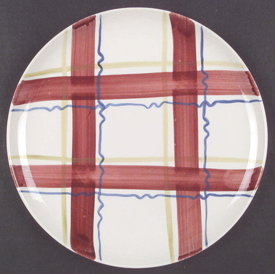 Highlander Red Dinner Plate by Stetson-1