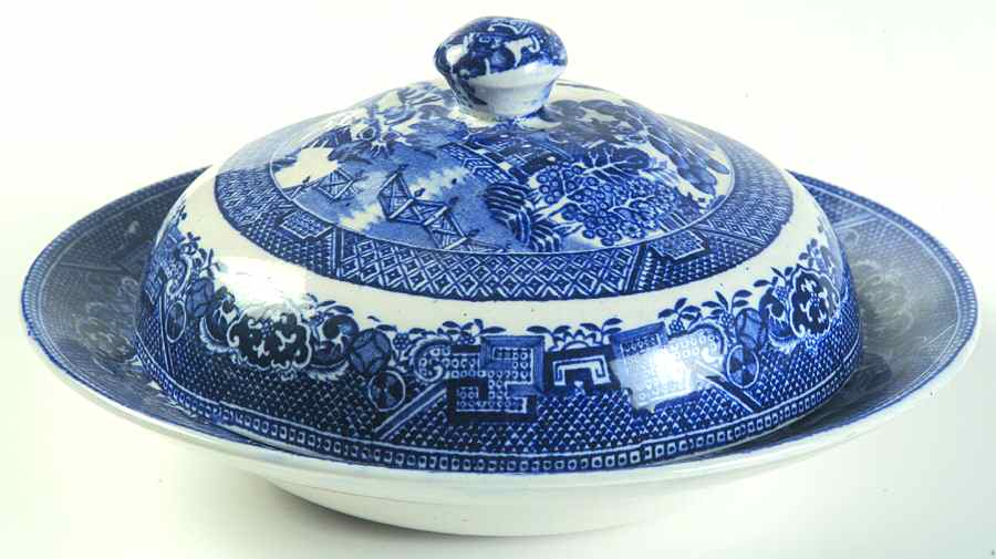 Willow Blue (Smooth) Round Covered Butter by John Steventon & Son-1