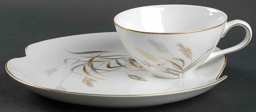 SUM1 Snack Plate & Cup Set by Summit-1