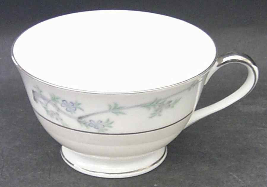 SUM5 Footed Cup by Summit-1