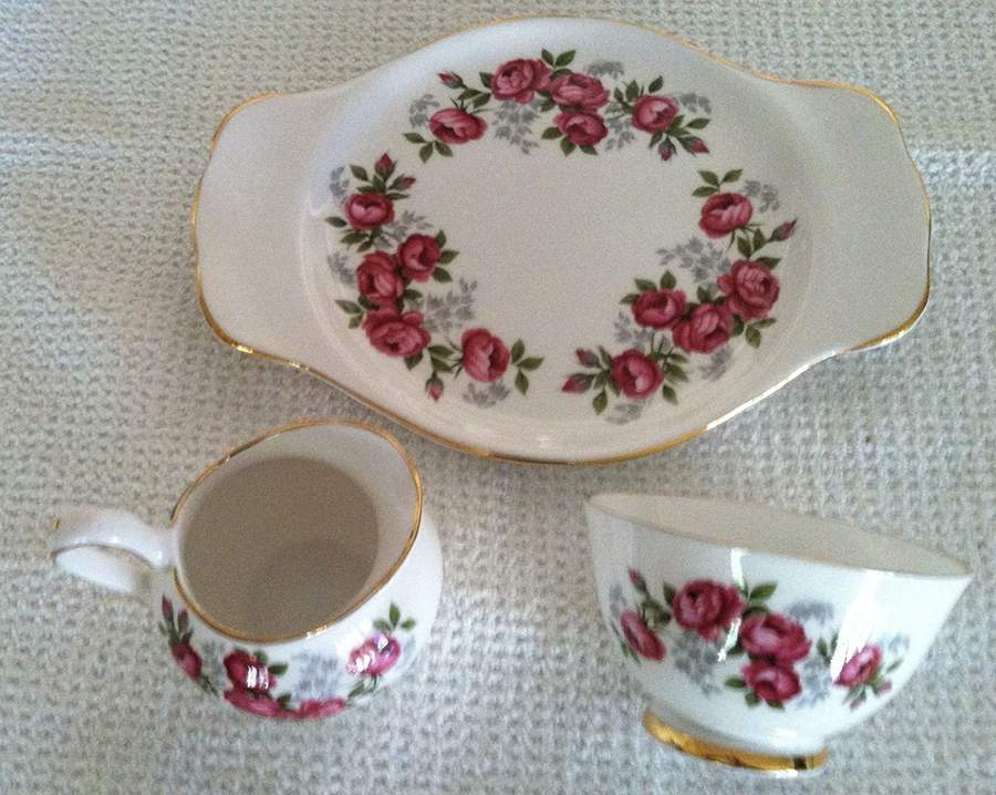 SUT11 Creamer & Open Sugar with Tray by Sutherland-1