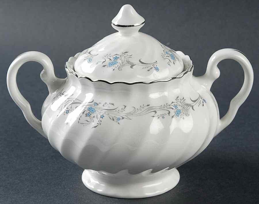 Charmian Sugar Bowl & Lid by Sovereign Potters-1