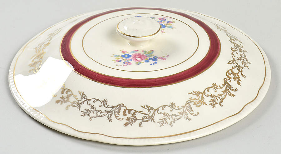 Montcalm Lid for Round Vegetable by Sovereign Potters-1