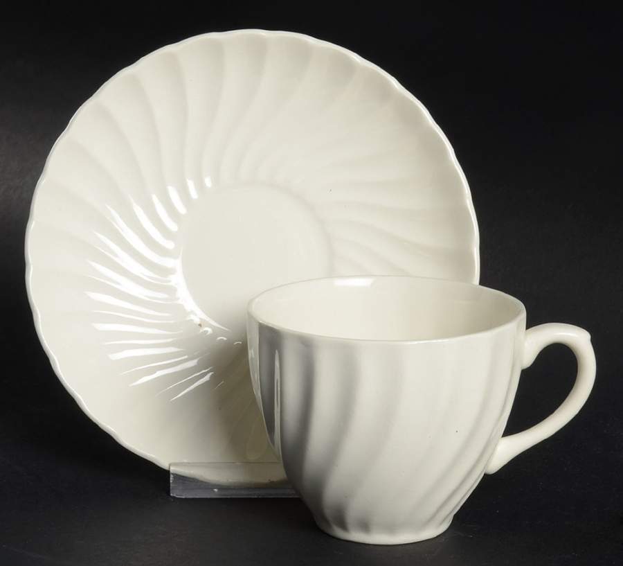 SWI3 Flat Cup & Saucer Set by Swinnertons-1