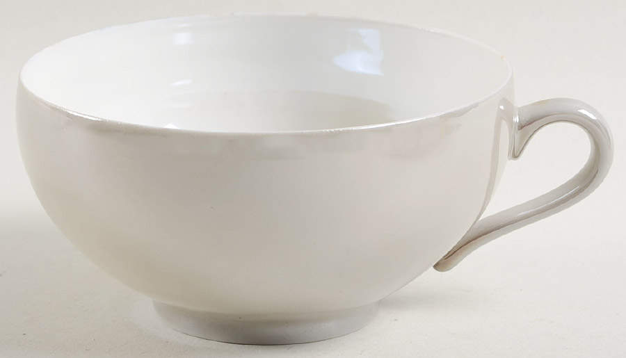 Luster Footed Cup by Swid Powell-1