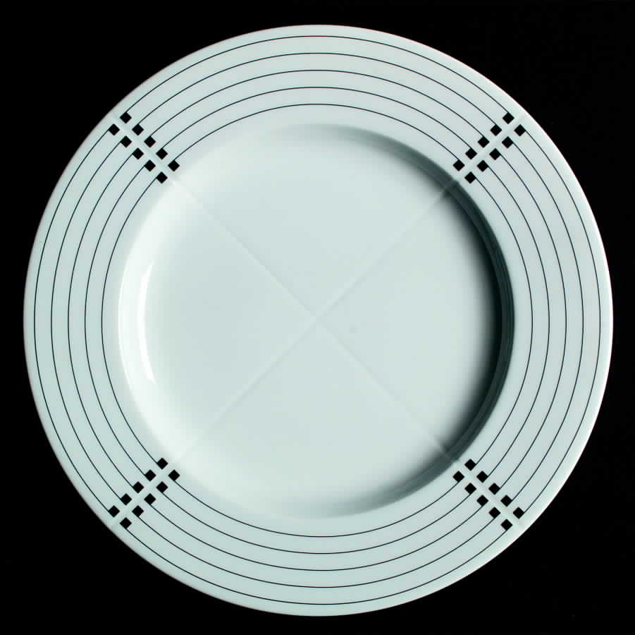 Signature Black Dinner Plate by Swid Powell-1