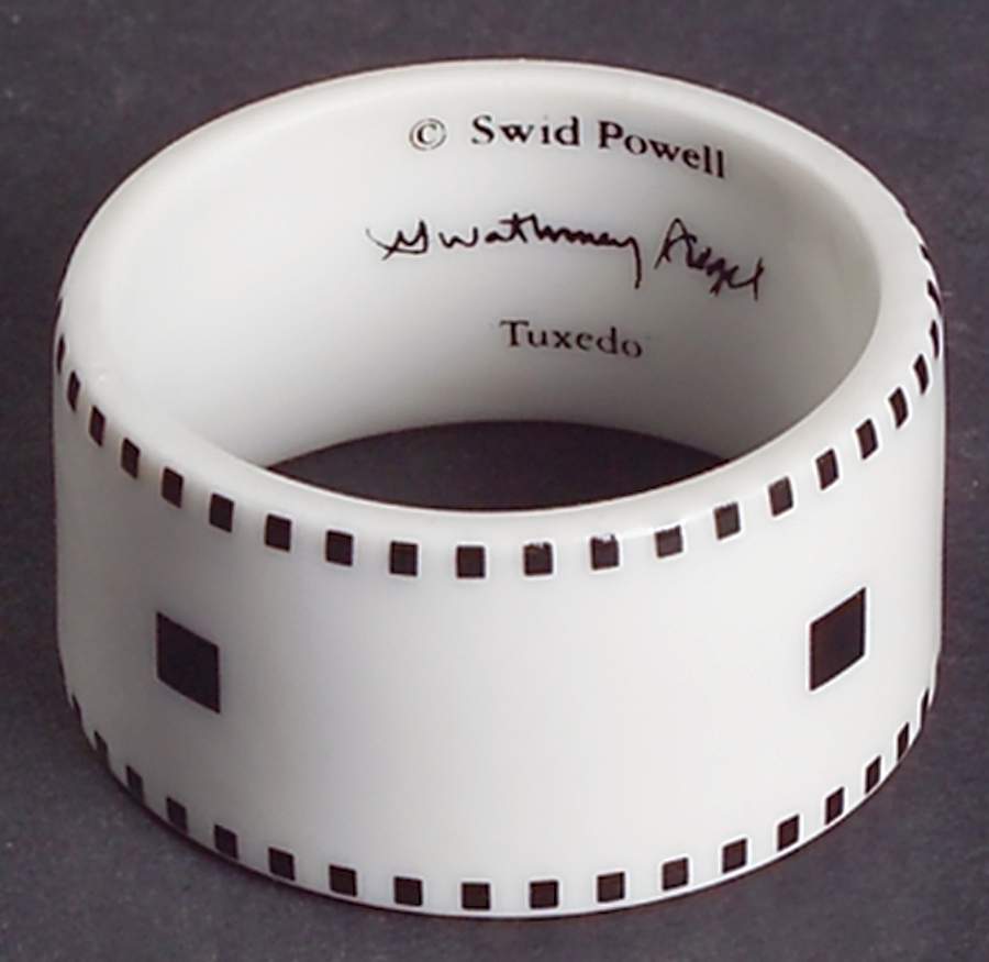 Tuxedo Black Napkin Ring by Swid Powell-1