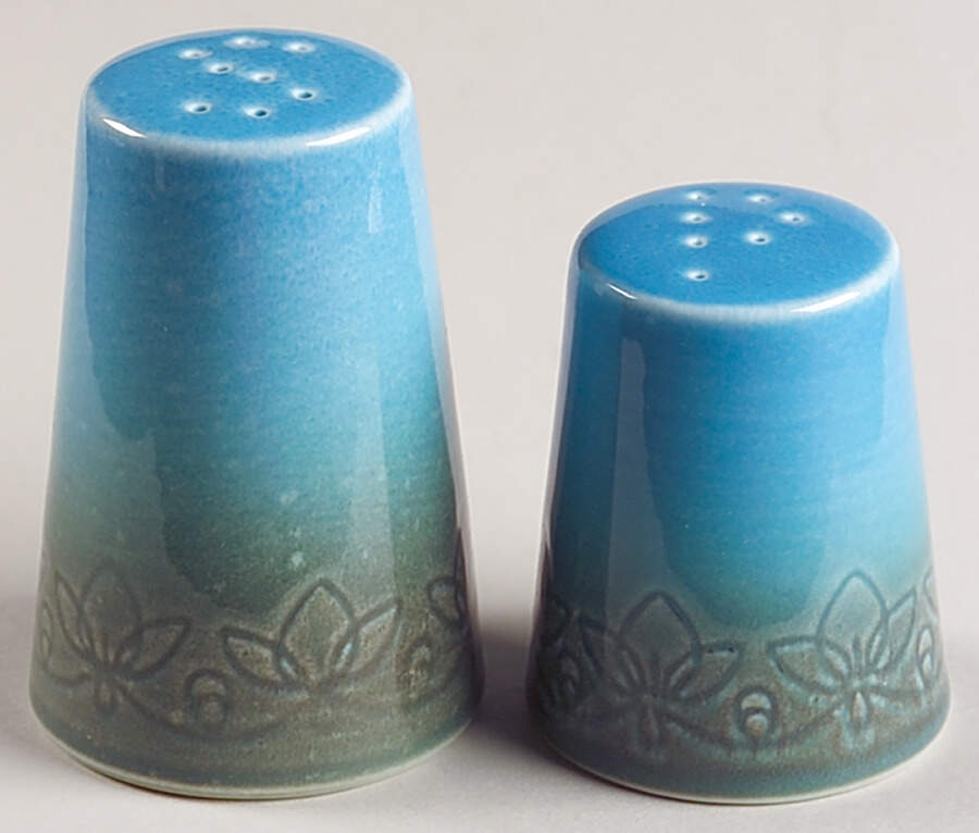 Aruba Salt & Pepper Set by Syracuse-1