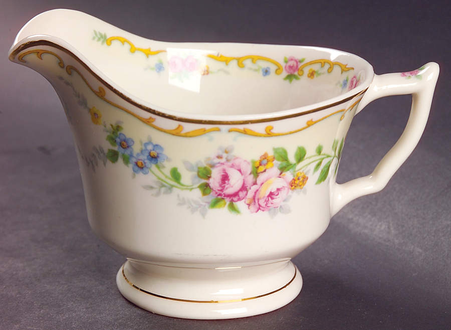 Avondale Creamer by Syracuse-1
