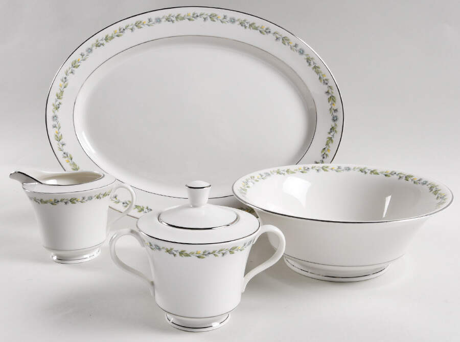 Belcanto (Platinum Trim) 5 Piece Hostess Set by Syracuse-1