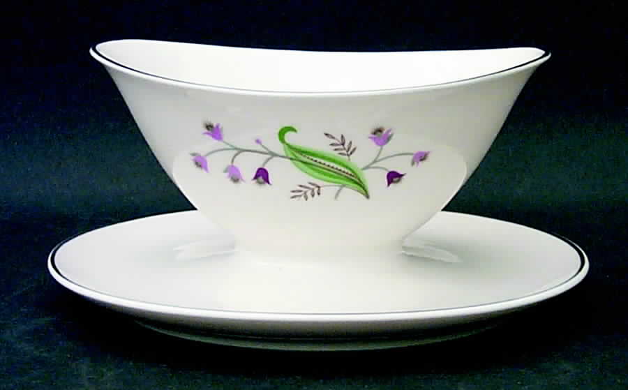 Belaire Gravy Boat with Attached Underplate by Syracuse-1