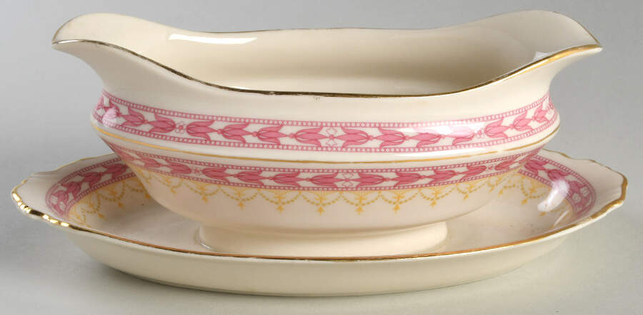 Betsy Ross Pink Gravy Boat with Attached Underplate by Syracuse-1