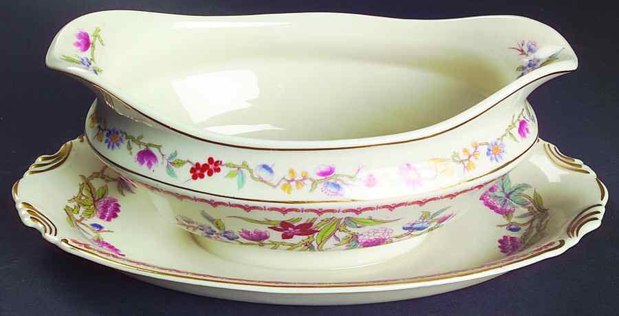 Bombay (Gold Trim) Gravy Boat with Attached Underplate by Syracuse-1