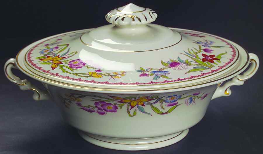 Bombay (Gold Trim) Round Covered Vegetable by Syracuse-1