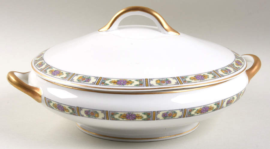 Brentwood Round Covered Vegetable by Syracuse-1