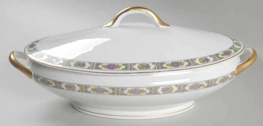 Brentwood Oval Covered Vegetable by Syracuse-1