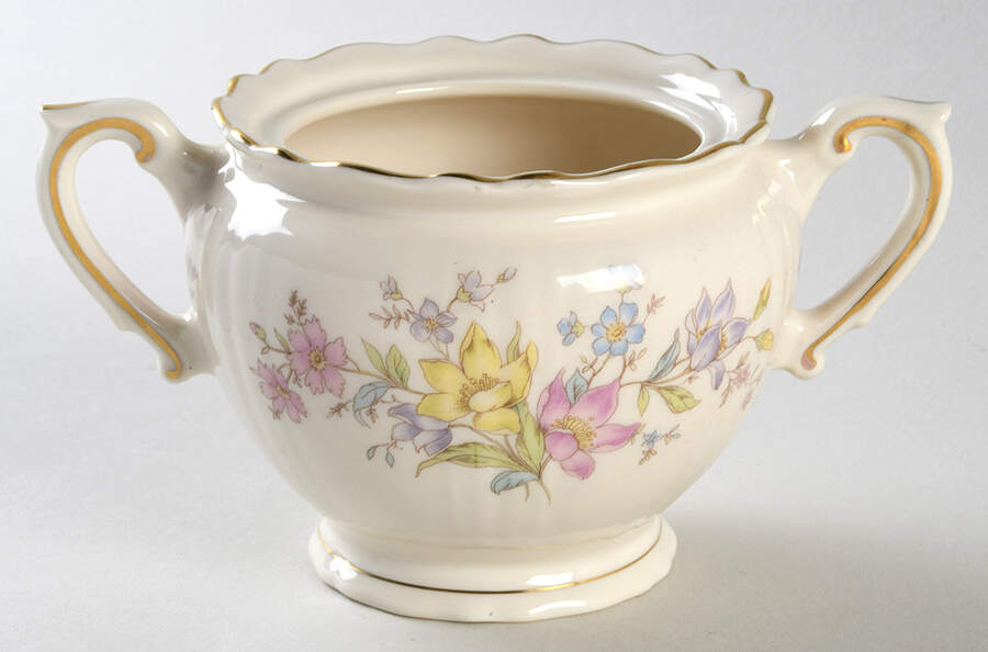 Briarcliff Sugar Bowl No Lid by Syracuse-1