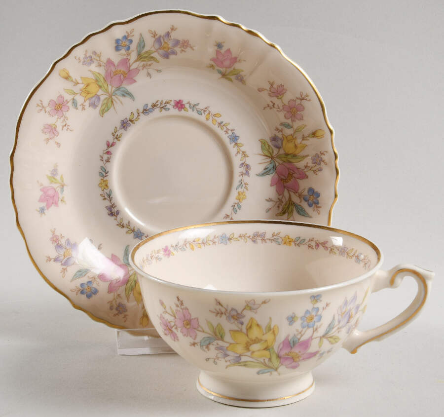 Briarcliff Footed Cup & Saucer Set by Syracuse-1