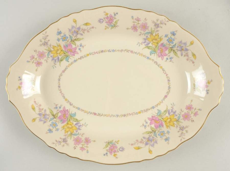 Briarcliff 14" Oval Serving Platter by Syracuse-1