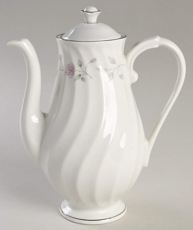 Brae Loch Coffee Pot & Lid by Syracuse-1