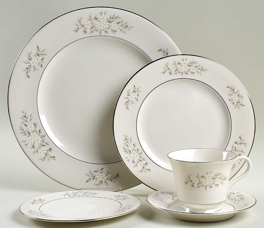 Canterbury 5 Piece Place Setting by Syracuse-1