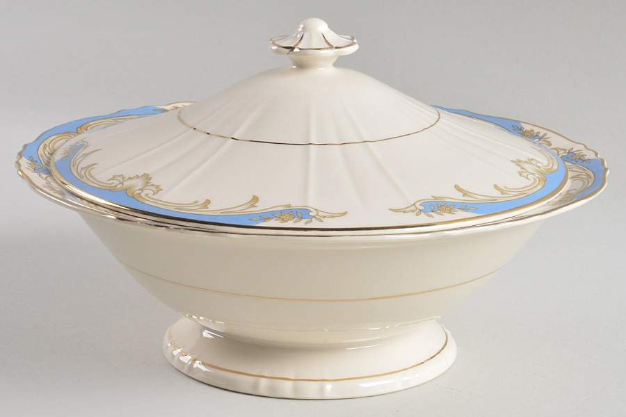 Carvel Round Covered Vegetable by Syracuse-1