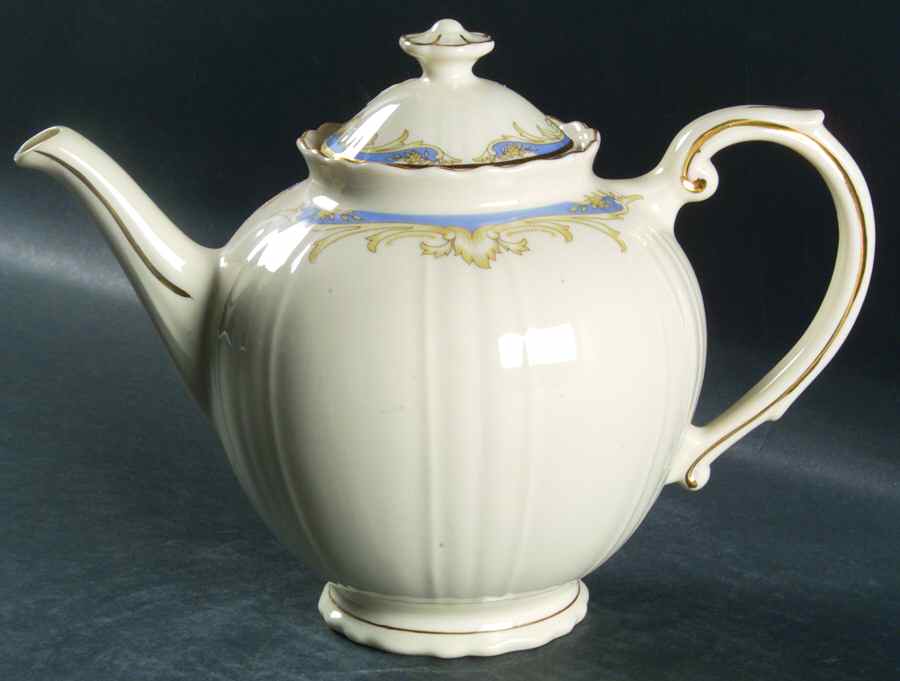 Carvel Teapot & Lid by Syracuse-1