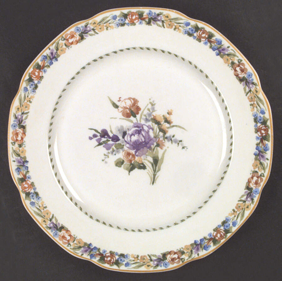 Carmelita Dinner Plate by Syracuse-1